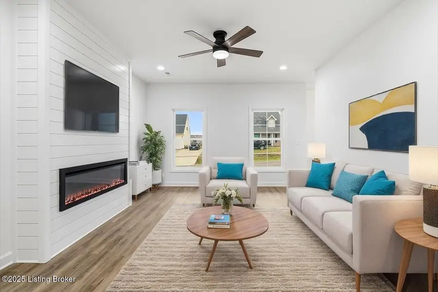 108 Danbrook Ct, Radcliff, KY 40160 - Image #3