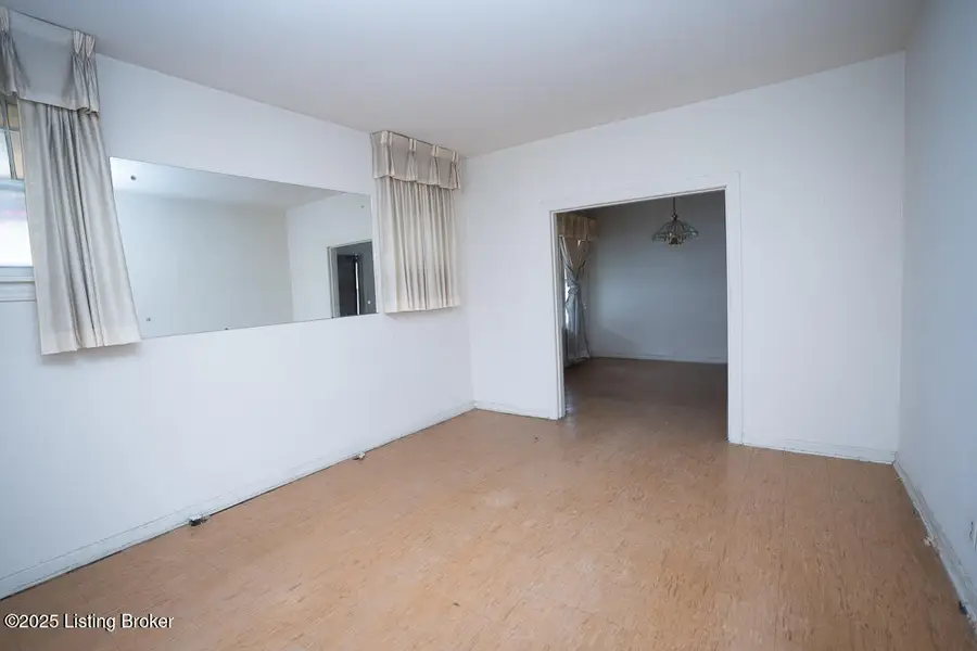 1008 S 40th St, Louisville, KY 40211 - Image #3