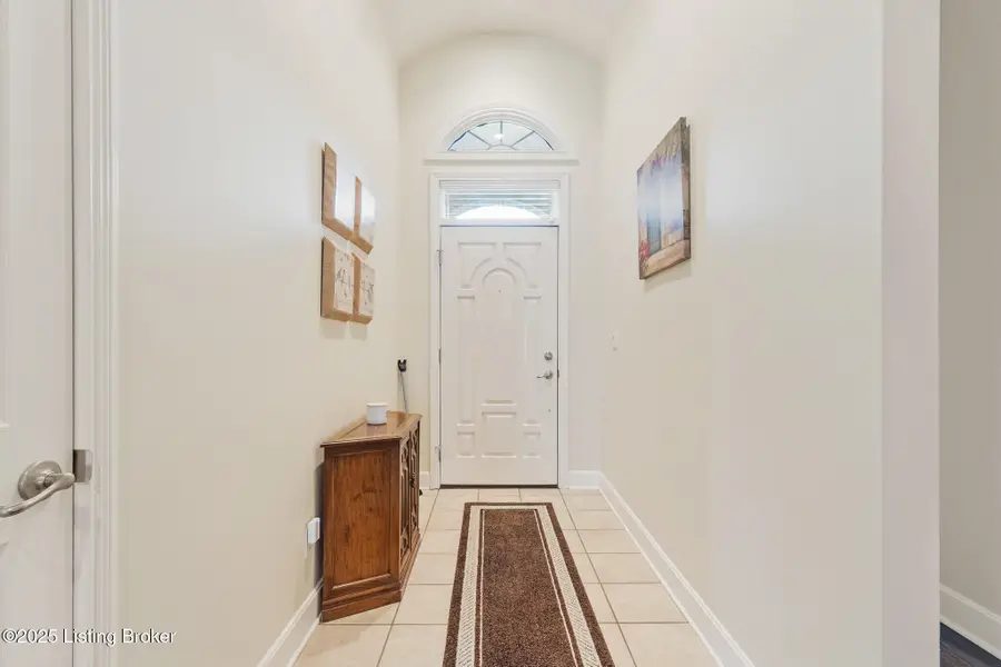 3105 Arbor Ridge Ln, New Albany, IN 47150 - Image #3