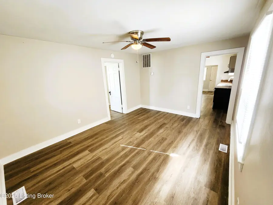 3533 Kahlert Ave, Louisville, KY 40215 - Image #2