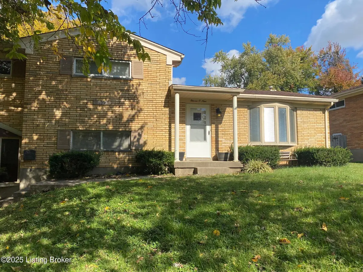 1109 Farman Ct, Louisville, KY 40219 - Image #1