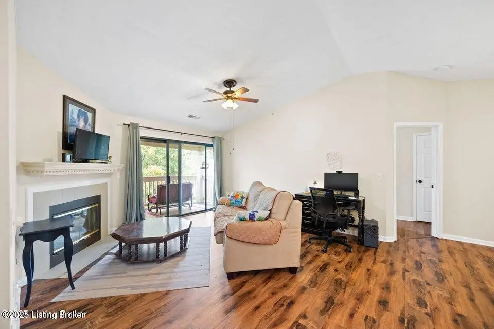 3507 Lennox View Ct #312, Louisville, KY 40299 - Image #1