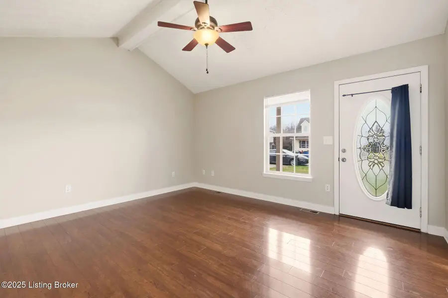 190 Haley Ave, Shepherdsville, KY 40165 - Image #2