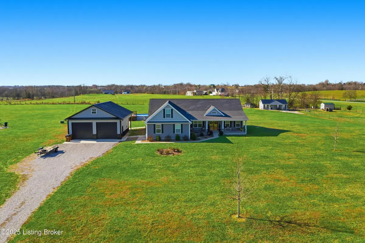 743 Garriott Ln, Harrodsburg, KY 40330 - Image #1