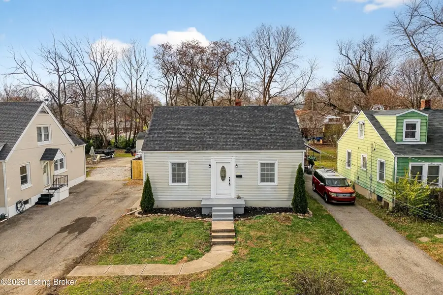 4111 Millcreek Dr, Louisville, KY 40216 - Image #2