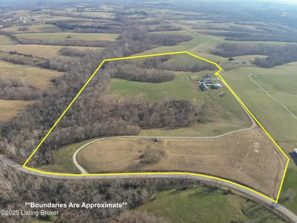 900 Lawrenceburg Rd, Willisburg, KY 40078