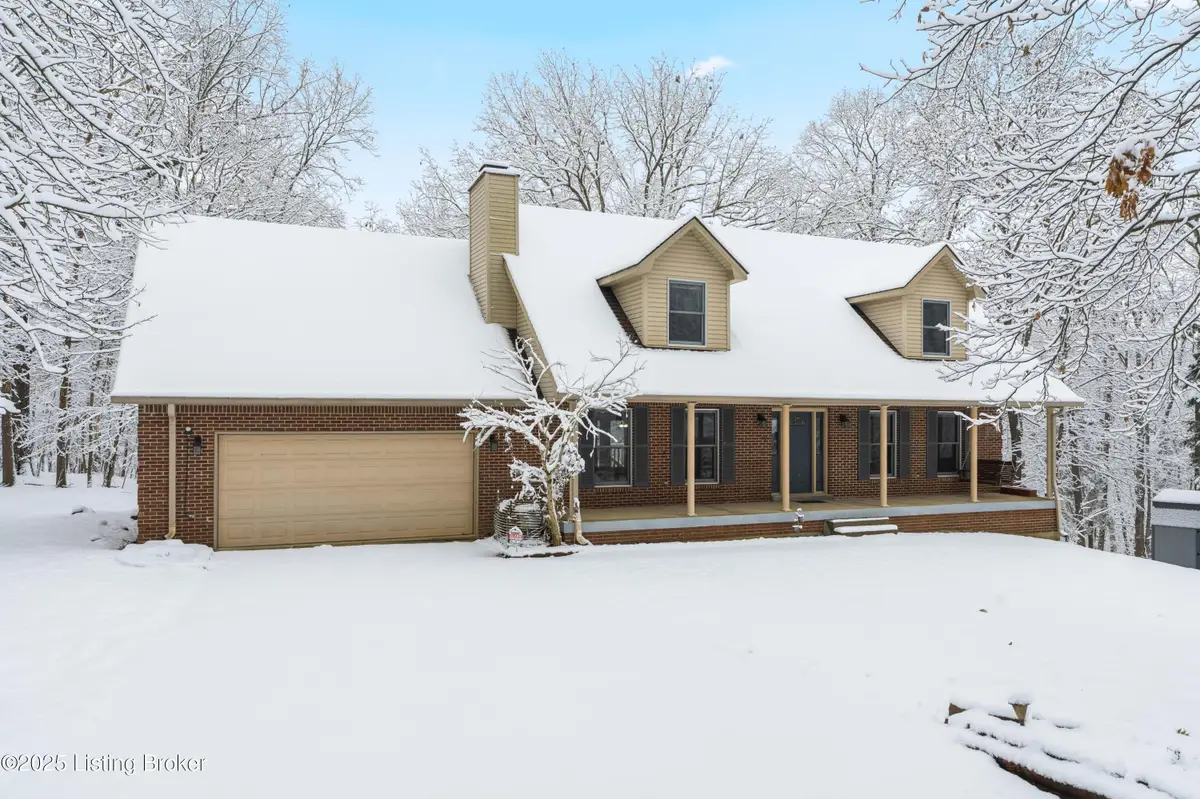 17 Bittersweet Pl, Brandenburg, KY 40108 - Image #1