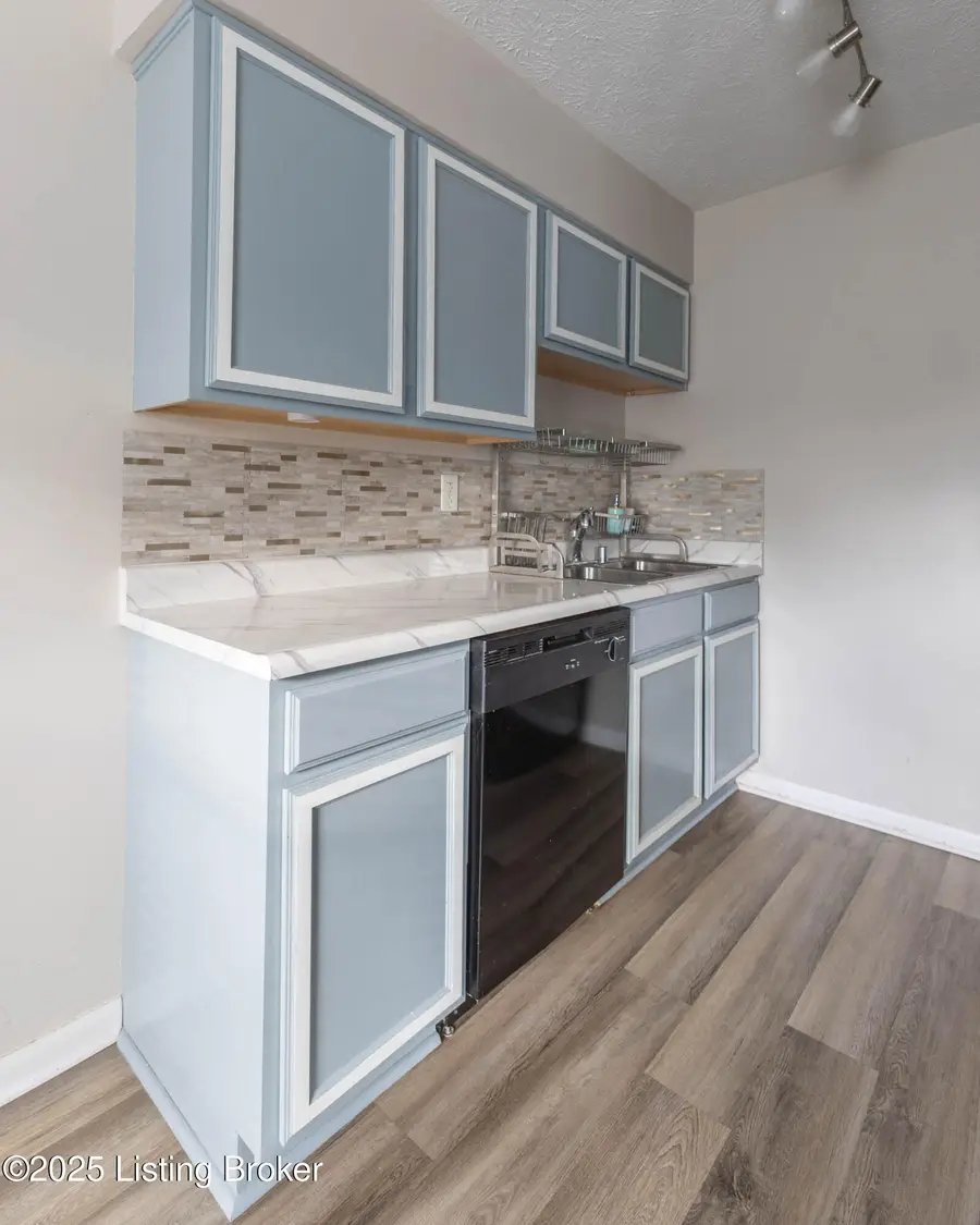 239 Middletown Square, Louisville, KY 40243 - Image #3