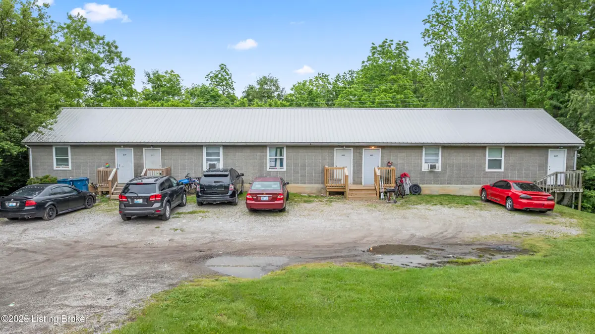 619 Village Ln, Shelbyville, KY 40065 - Image #1