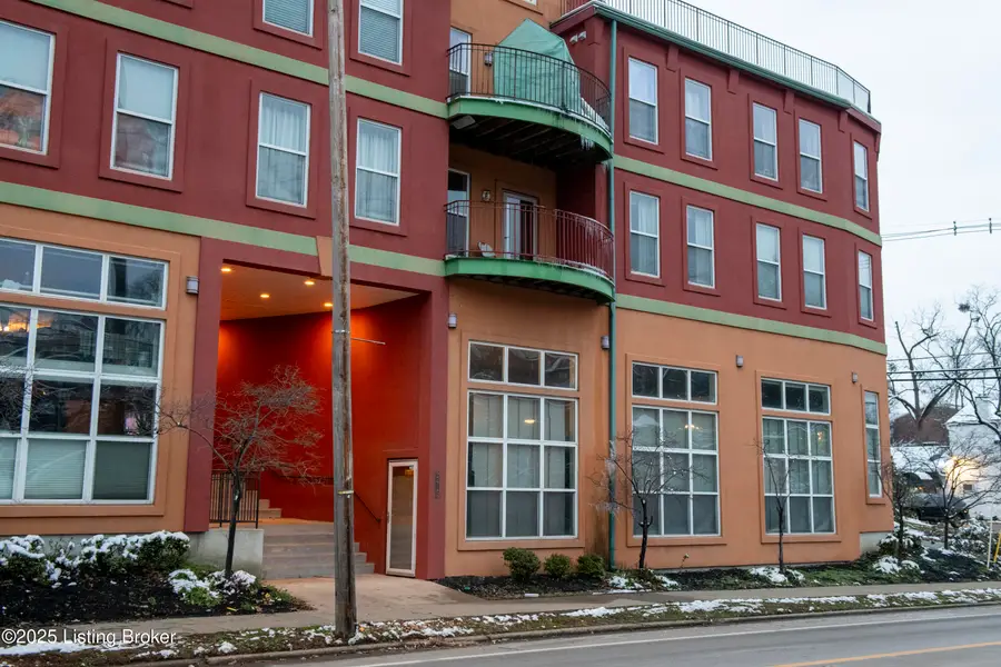 2415 Brownsboro Rd, Louisville, KY 40206 - Image #2