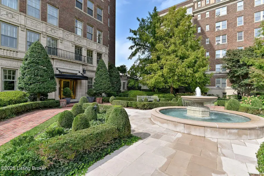 1416 Willow Ave #APT 3B, Louisville, KY 40204 - Image #2