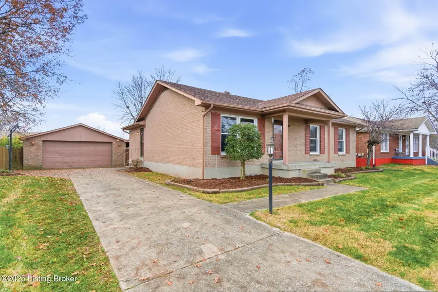 4526 Sandhill Rd, Louisville, KY 40219 - Image #3