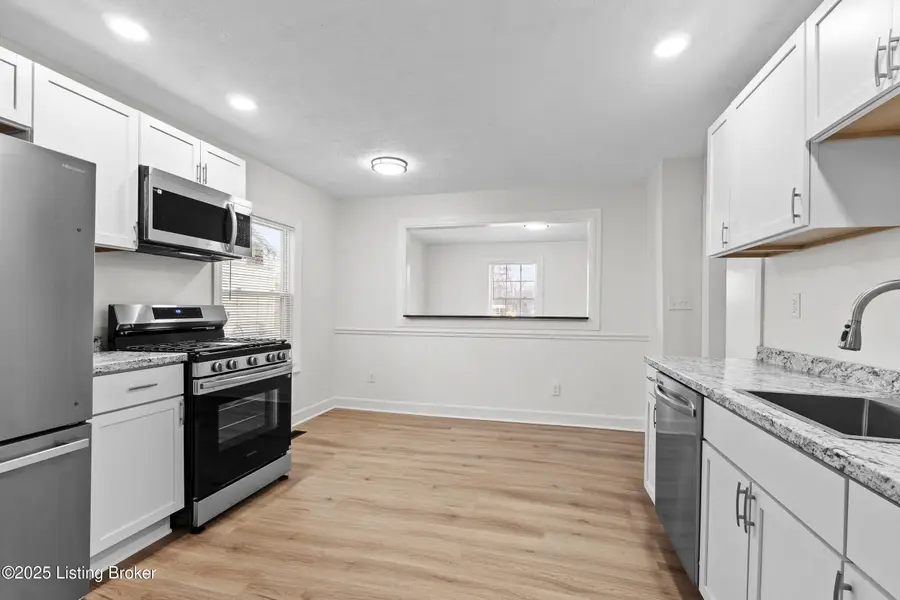 5106 Laughlin Ave, Louisville, KY 40214 - Image #3