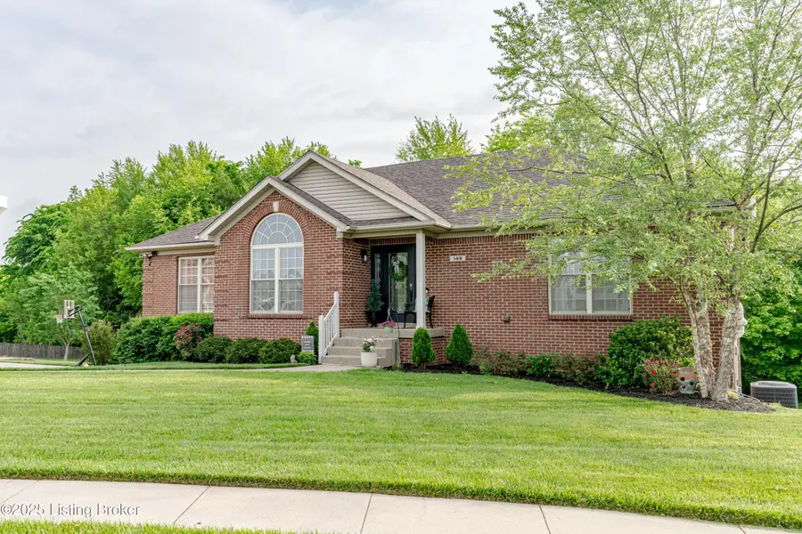 148 Shellys Pl, Shelbyville, KY 40065 - Image #2