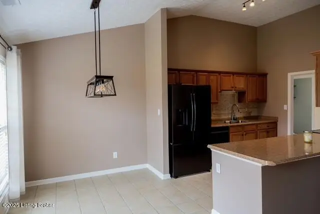 9717 Long Rifle Ln, Louisville, KY 40291 - Image #3