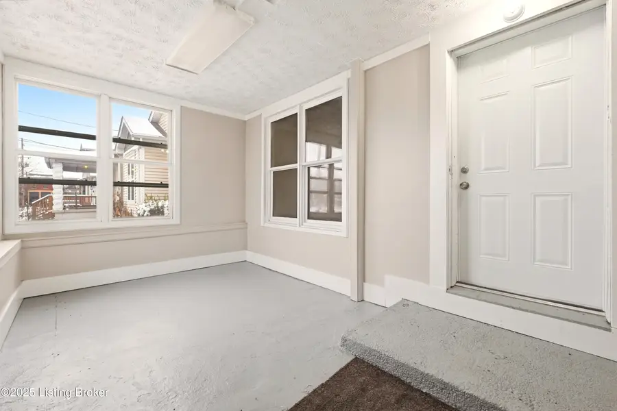 818 S Hancock St, Louisville, KY 40203 - Image #3