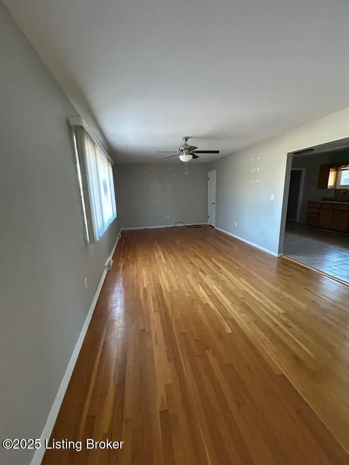 948 Hill St, Radcliff, KY 40160 - Image #2