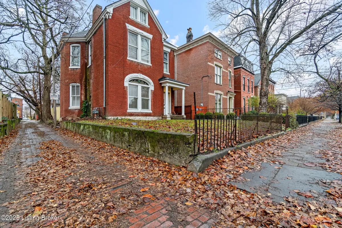 1042 S 6th St, Louisville, KY 40203 - Image #1