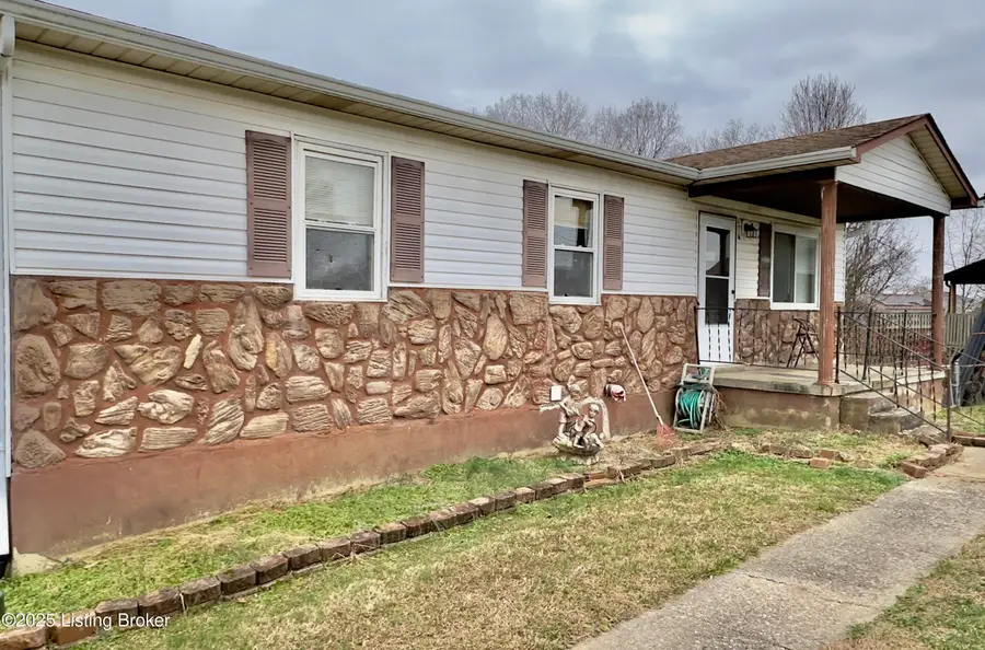 1785 Holly Ct, Radcliff, KY 40160 - Image #2