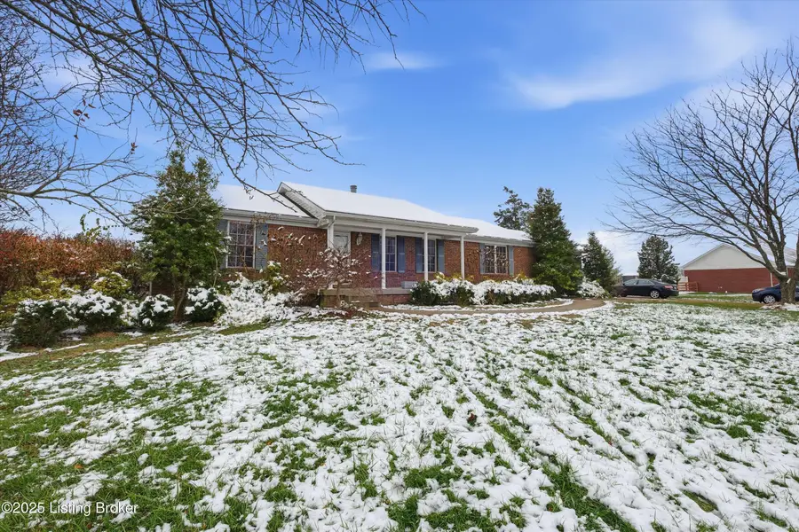 7001 Derby Dr, Crestwood, KY 40014 - Image #2