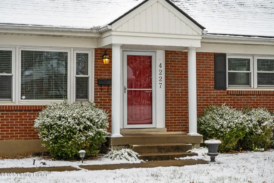4227 Hillbrook Dr, Louisville, KY 40220 - Image #3