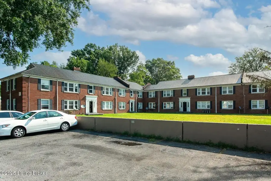 607 S 44th St, Louisville, KY 40211 - Image #2