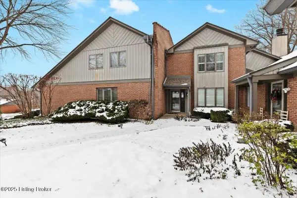 5535 Forest Lake Dr, Prospect, KY 40059