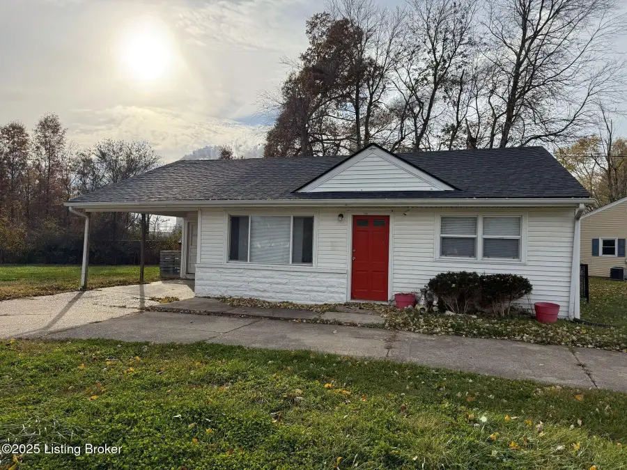 7300 Rainbow Dr, Louisville, KY 40272 - Image #2