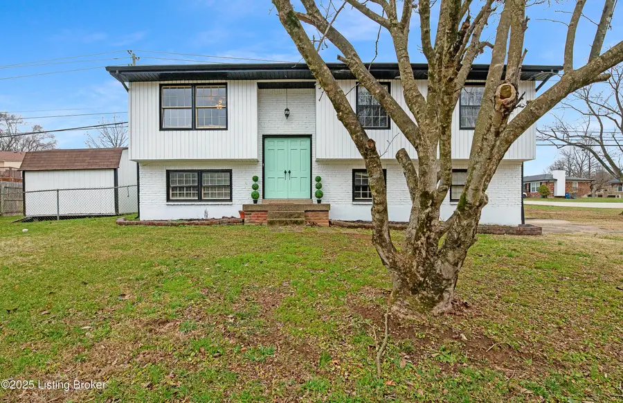 9007 Ash Ave, Pewee Valley, KY 40056 - Image #2