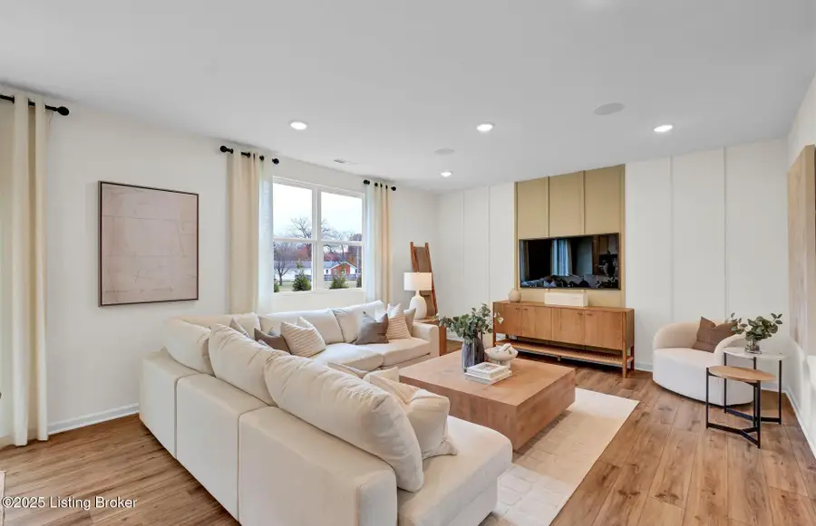 8509 Lysander Dr, Louisville, KY 40214 - #3