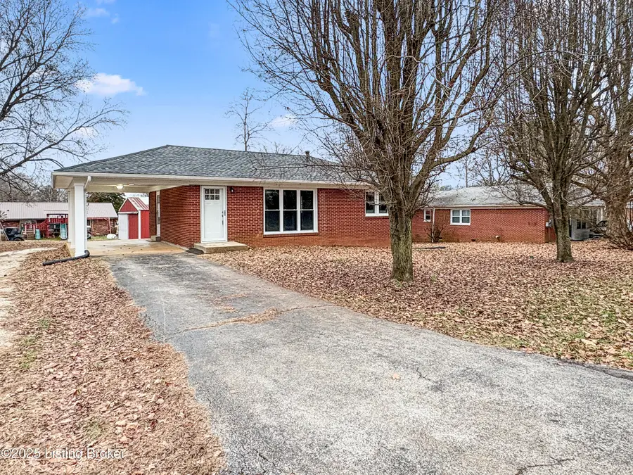 509 W Back St, Munfordville, KY 42765 - Image #3
