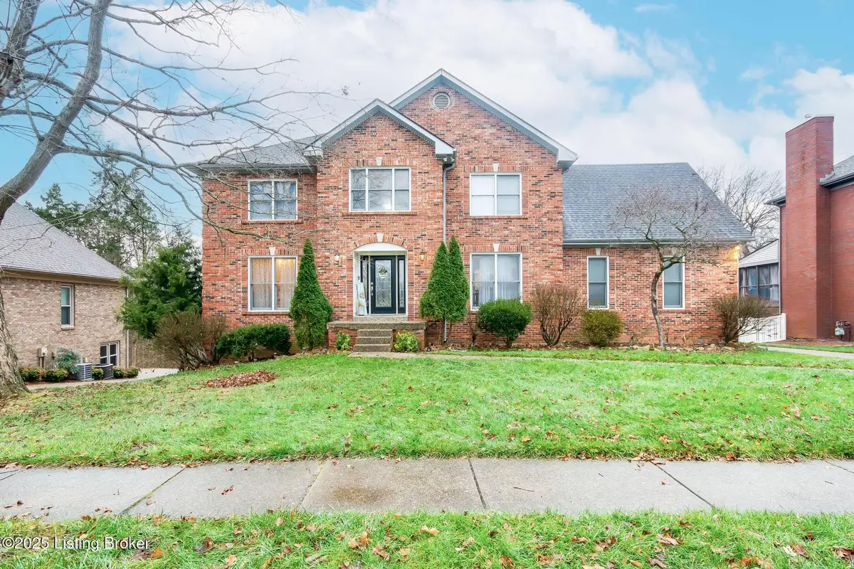 10418 Glenmary Farm Dr, Louisville, KY 40291 - Image #1