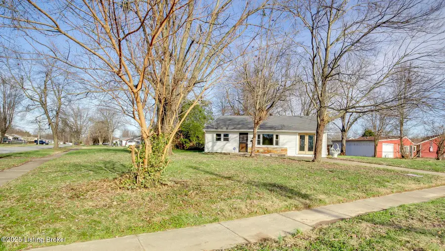 14017 Beeston Blvd, Louisville, KY 40272 - Image #2