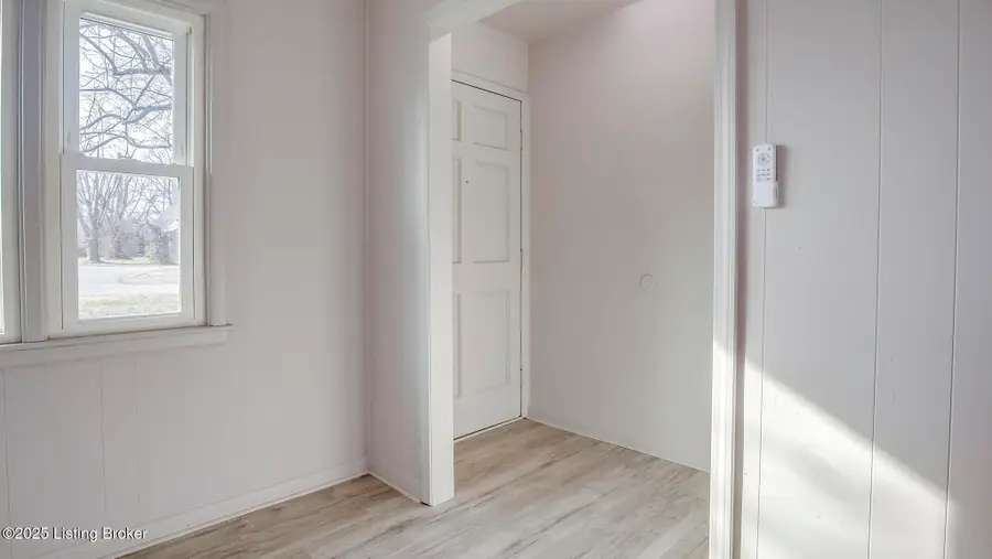 14017 Beeston Blvd, Louisville, KY 40272 - Image #3