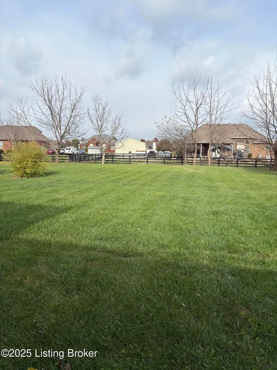 176 Grand Ave, Shepherdsville, KY 40165 - Image #3