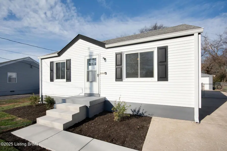 1011 Reeves Rd, Louisville, KY 40219 - Image #2