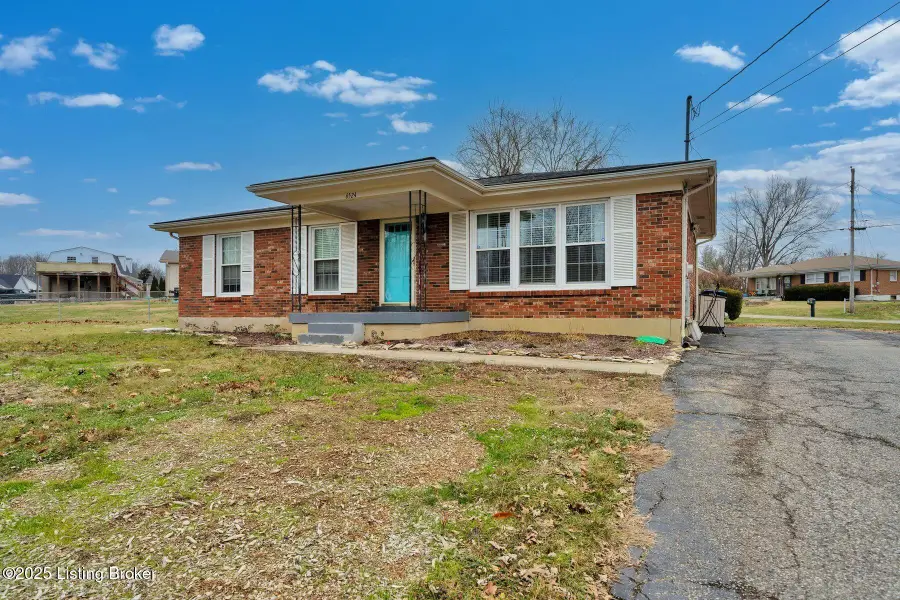 6524 Five Forks Dr, Pewee Valley, KY 40056 - Image #2