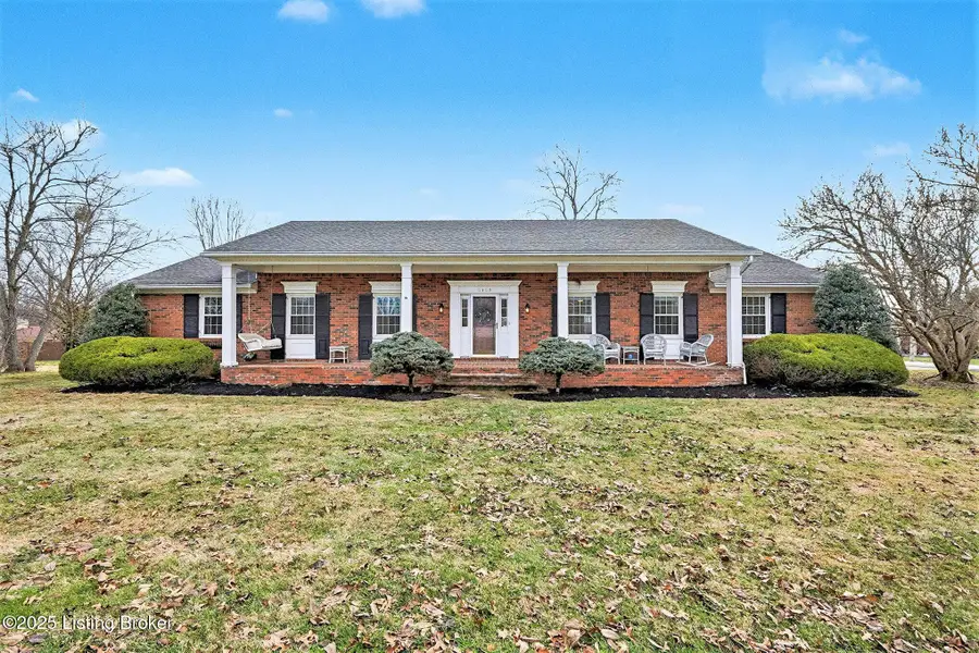 6408 Crossbrook Dr, Pewee Valley, KY 40056 - Image #2