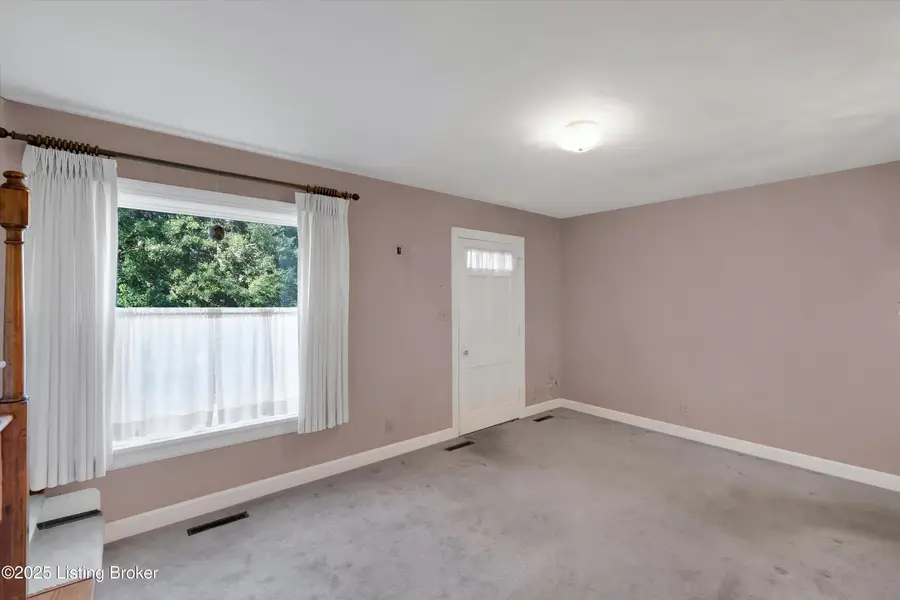 4212 Norbourne Blvd, Louisville, KY 40207 - Image #2