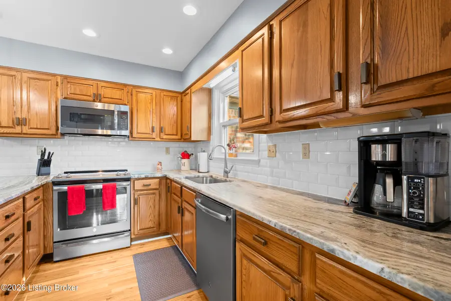 7407 Eric Edward Way, Louisville, KY 40220 - Image #3