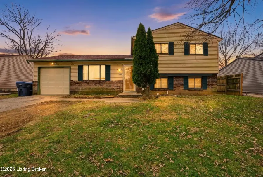 5012 Abbydale Ct, Louisville, KY 40229 - Image #2