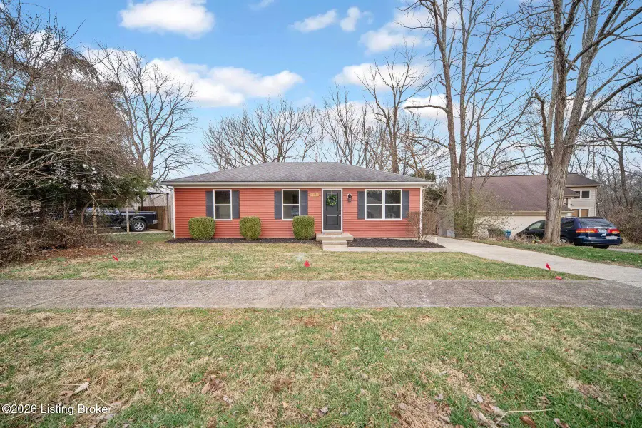 8703 Riverbirch Ct, Pewee Valley, KY 40056 - Image #2