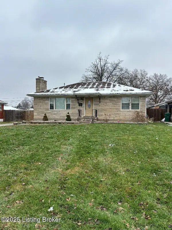 8525 Peggy Dr, Louisville, KY 40219