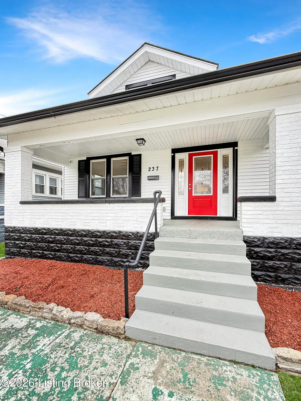 237 Glendora Ave, Louisville, KY 40212 - Image #1