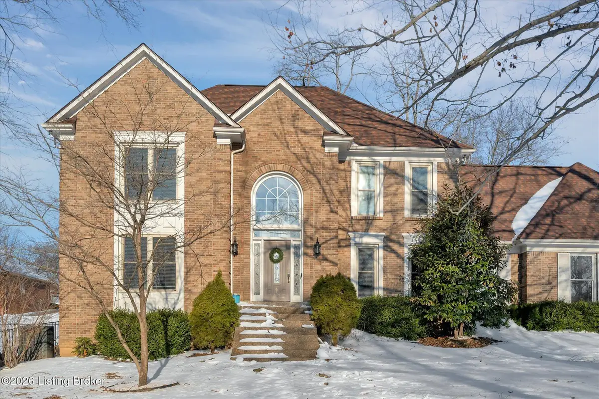 514 Woodlake Dr, Louisville, KY 40245 - #1