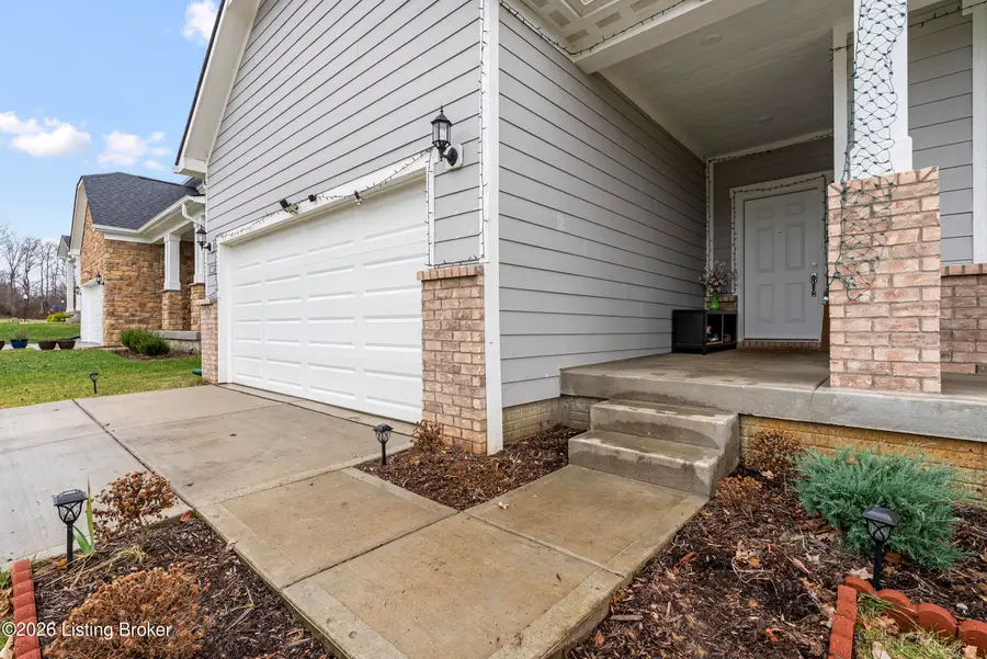 4642 Golden Eagle Dr, Louisville, KY 40245 - Image #3