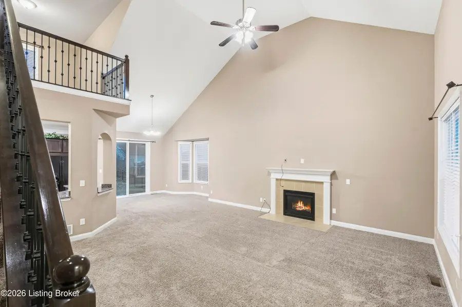 7061 Beamtree Dr, Shelbyville, KY 40065 - Image #2