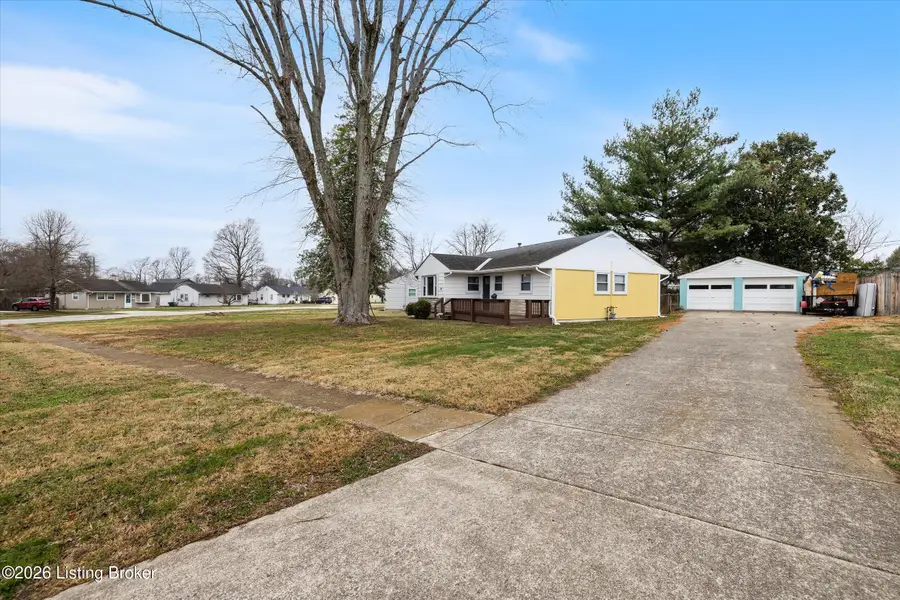 218 Granvil Dr, Louisville, KY 40218 - Image #3