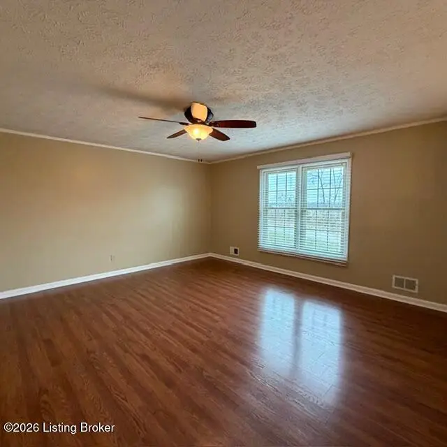 843 Hobbs Ln, Coxs Creek, KY 40013 - Image #3