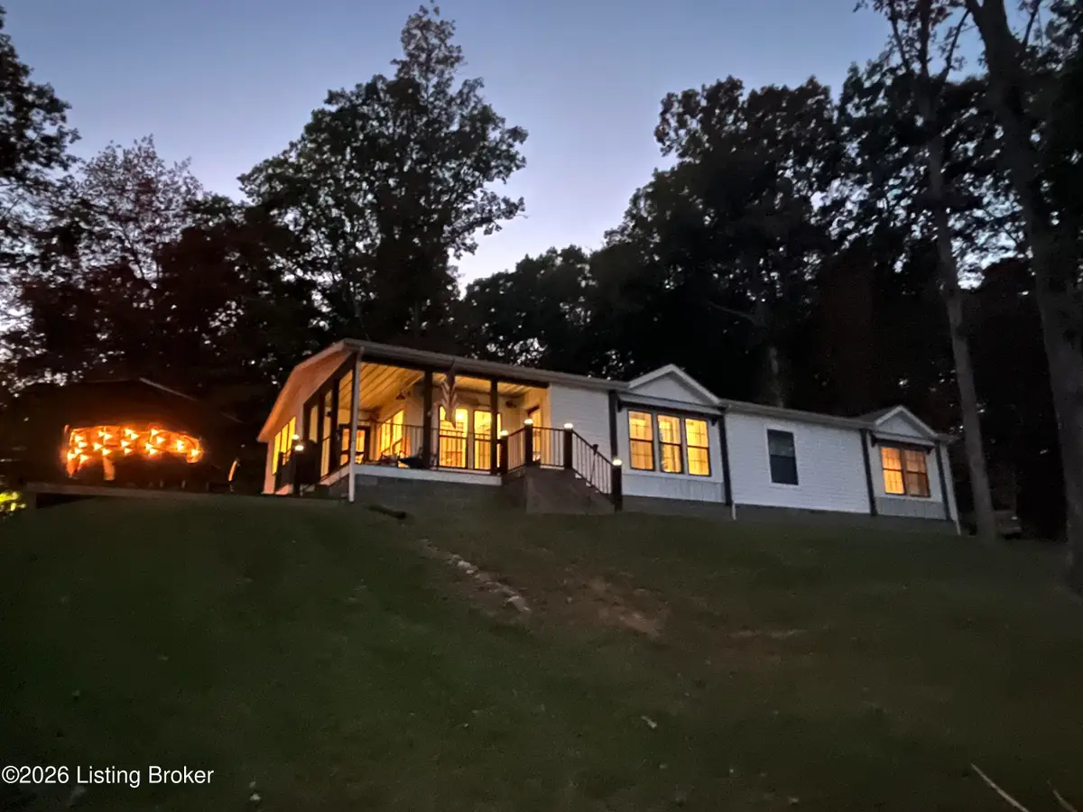 236 Lynwood Dr, Clarkson, KY 42726 - Image #1